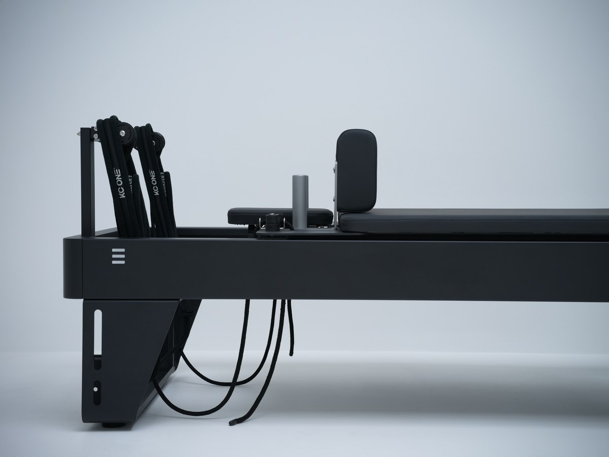 Temnox Reformer TSH — Stott (Merrithew) system Pilates reformer
